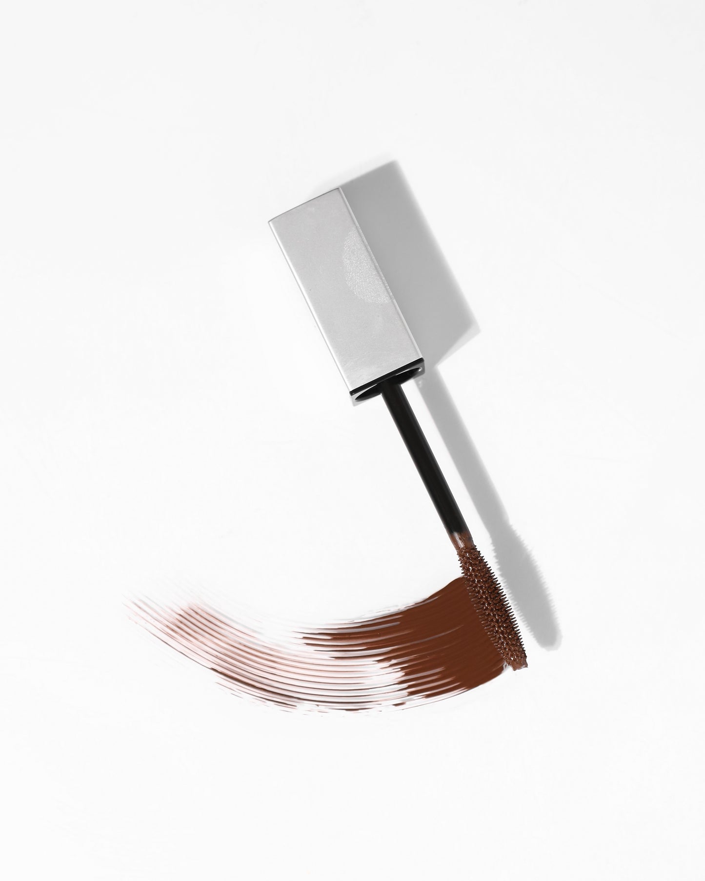 BROWN TERMO MASCARA with peptides