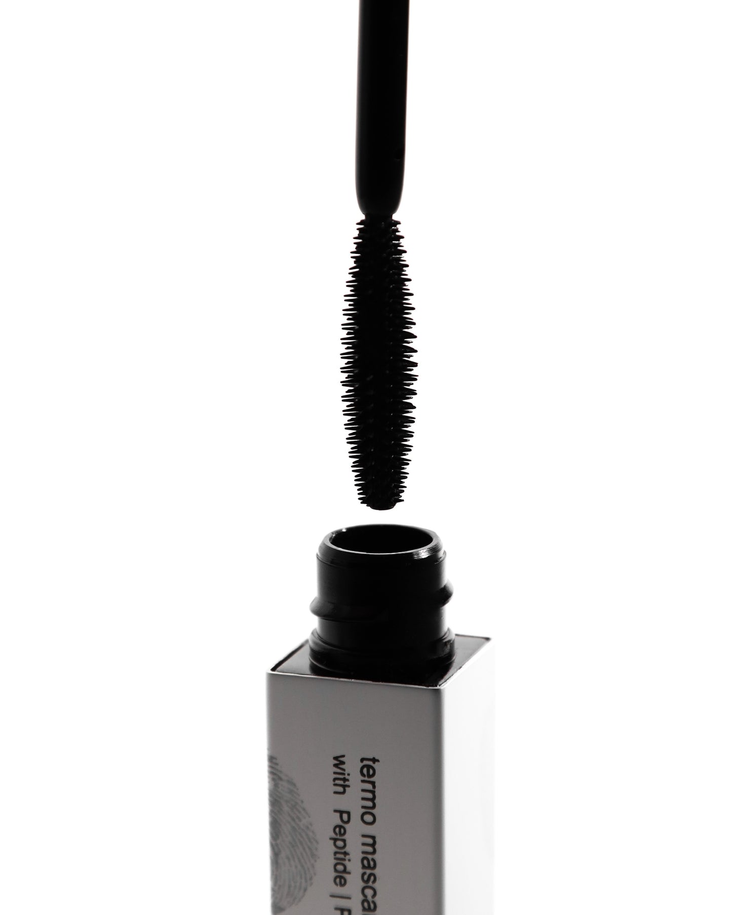 BLACK TERMO MASCARA with peptides