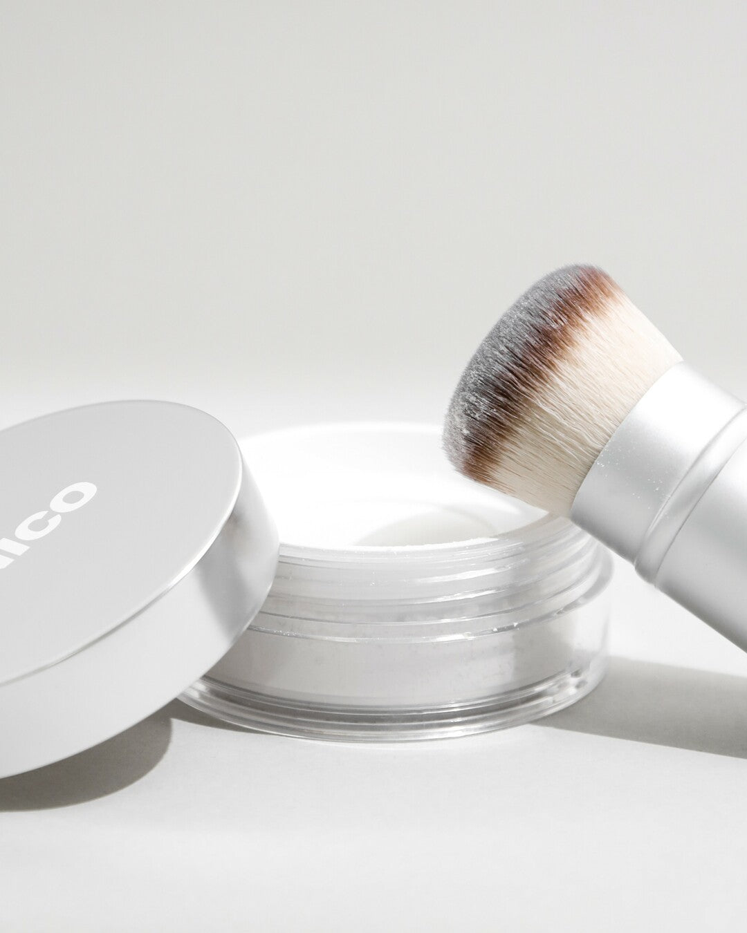 KABUKI BRUSH