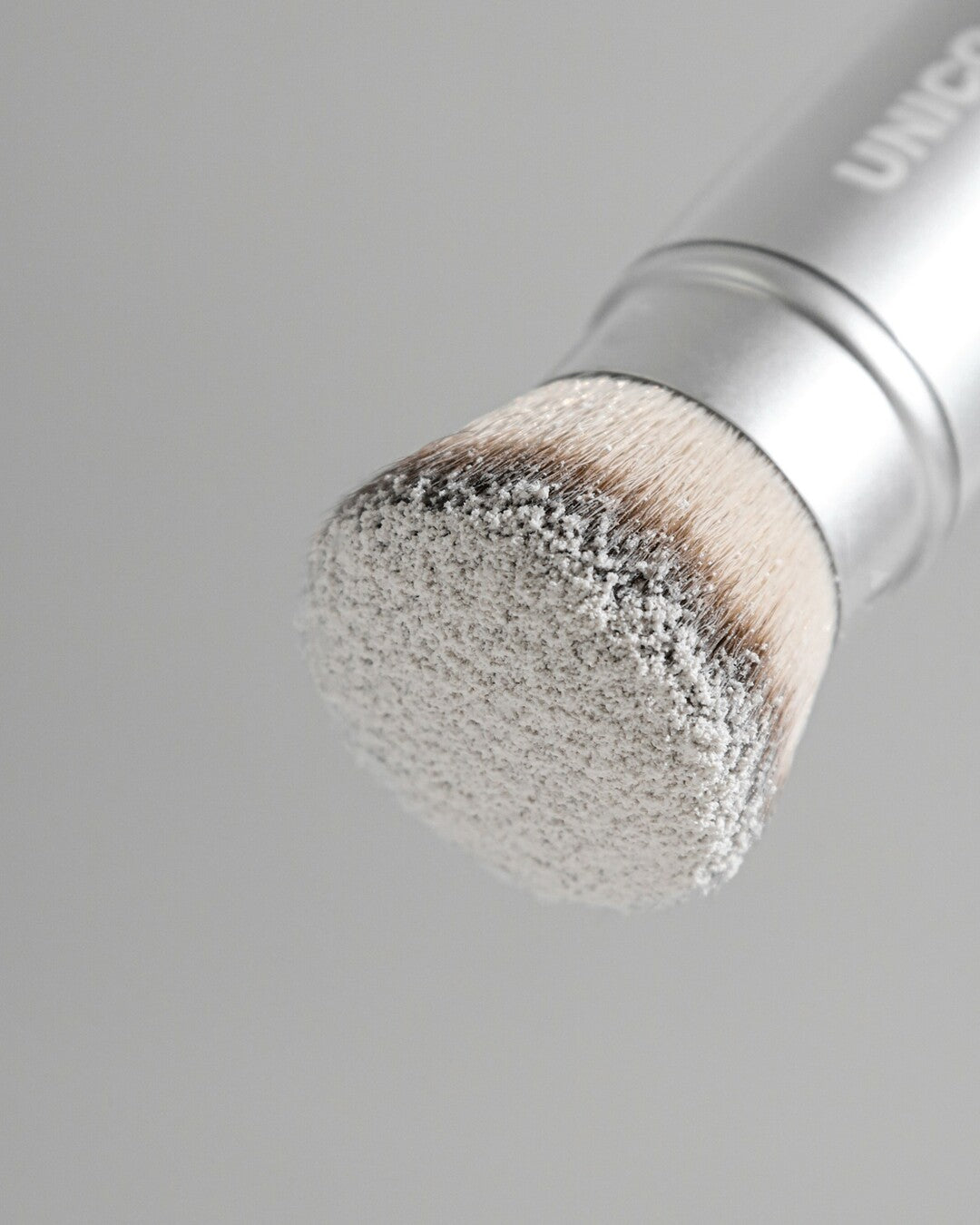 KABUKI BRUSH