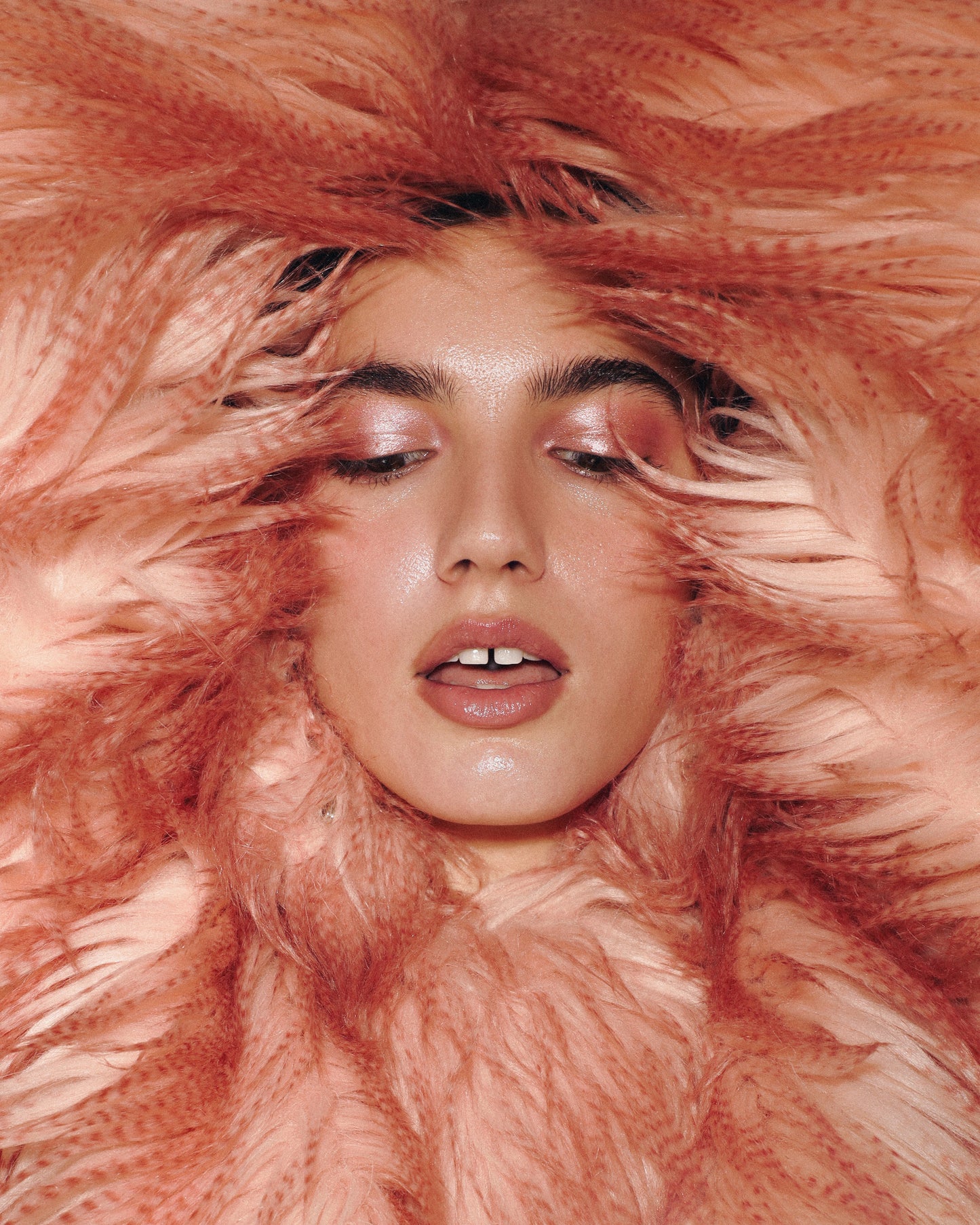 SHINY EYE TOPPER MUSE