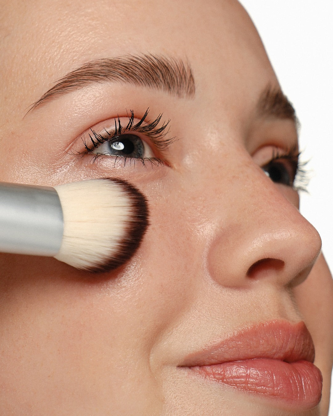 MAKEUP BRUSH Flawless foundation